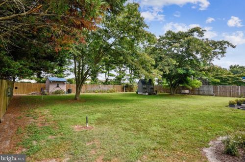 210 Arbutus Ave, Seaford DE  19973-1314 exterior