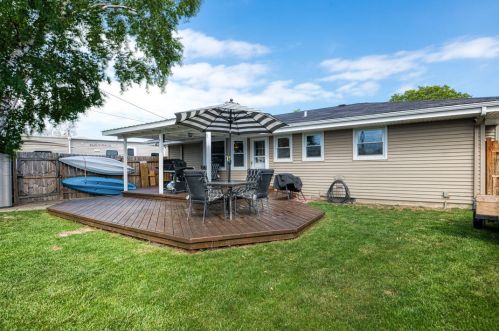 5803 66th Pl, Kenosha, WI 53142-1235