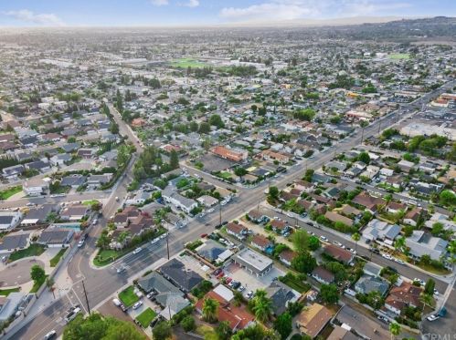 4532 Circulo Way, Orange CA  92869-4120 exterior