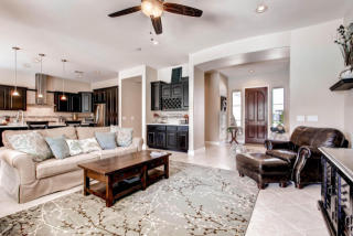 6725 Jacqueline Way, Gilbert, AZ 85298-4267