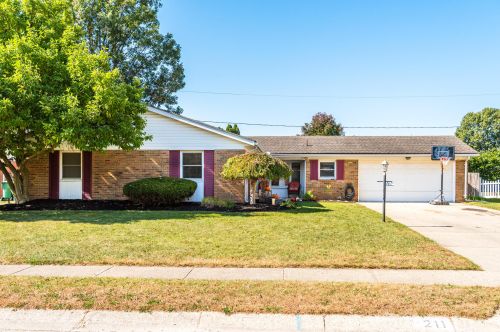 211 Smith St, New Carlisle, OH 45344-1741