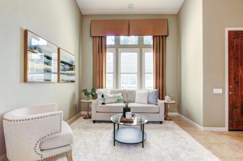 1000 Souza Dr, Folsom CA  95762-7550 exterior