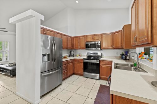 1808 Fears Ave, Port Saint Lucie FL  34953-4526 exterior