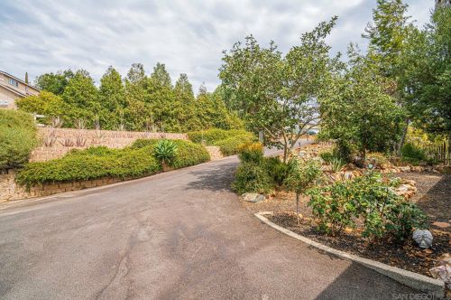 8454 Vista Del Cajon Pl, Lakeside CA  92040-5521 exterior