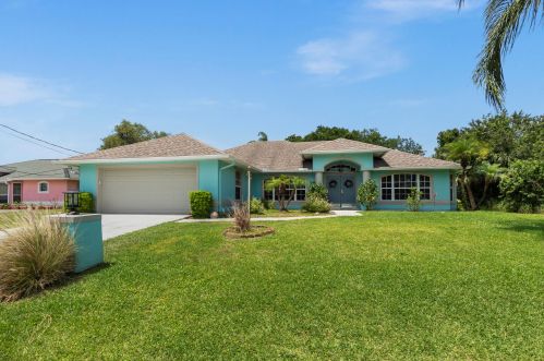 115 Curtis Cir, Sebastian, FL 32958-6290