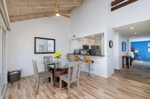 431 Sunningdale Dr, Rancho Mirage CA  92270-1479 exterior