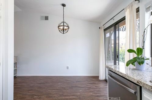 25776 Covala Ct, Santa Clarita CA  91355-2262 exterior