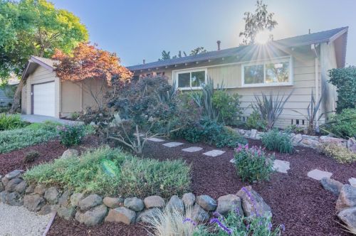 835 Hanover Ave, Sunnyvale, CA 94087-1136