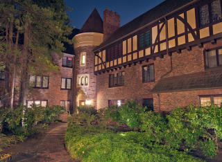 1005 Roy St, Seattle WA  98102-4662 exterior