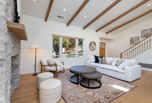 718 Calabria Dr, Santa Barbara CA  93105-4506 exterior
