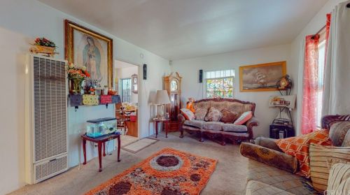 318 Market St, Long Beach, CA 90805-5912