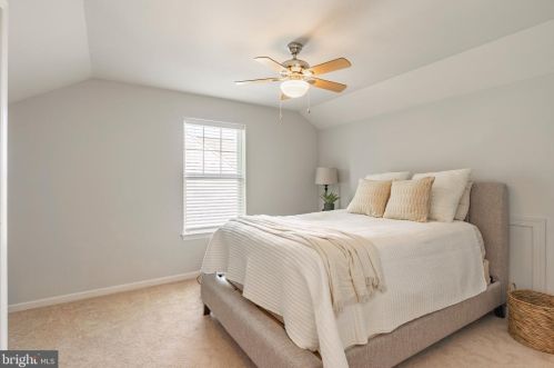 25 Summerlyn Dr, Ephrata PA  17522-9331 exterior