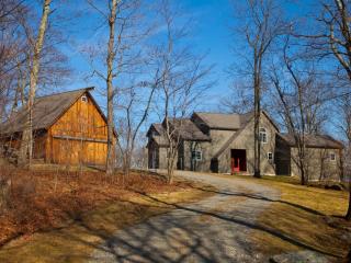 28 Iron Mountain Rd, Kent, CT 06757-1708