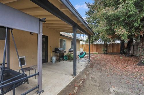 1804 Elleby Ct, Modesto CA  95355-8658 exterior