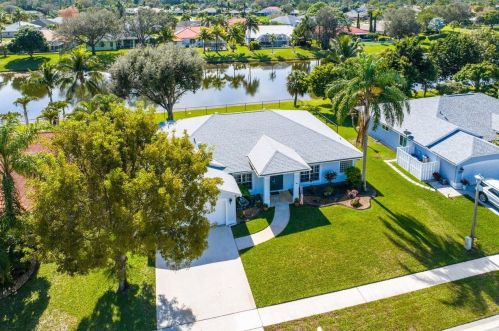 176 Monterey Way, West Palm Beach FL  33411-7816 exterior