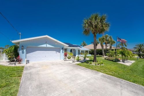 33 Bunker Cir, Placida FL  33947-2109 exterior