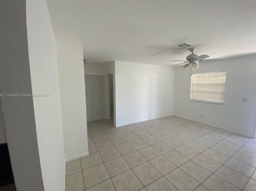 235 12th St, Dania Beach, FL 33004-4228