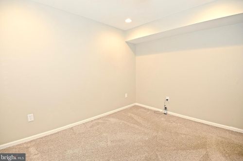 7 Pigeon Pl, Berkeley Township NJ  08721-1915 exterior