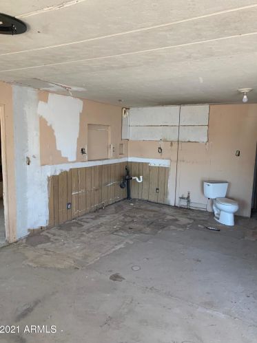 633 92nd Pl, Mesa, AZ 85207-6136