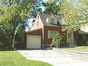 2707 Herron Ln, Glenshaw, PA 15116-1609