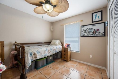 107 Hawthorne Cir, Fort Pierce FL 34953-3524 exterior