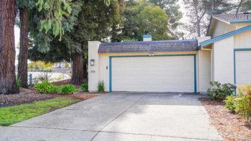 1898 London Dr, Benicia, CA 94510-1367