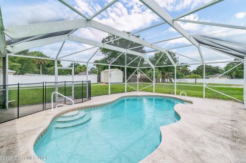 5602 Ada St, Cocoa, FL 32927-2247