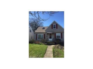 13833 Lakewood Heights Blvd, Cleveland, OH 44107-6127