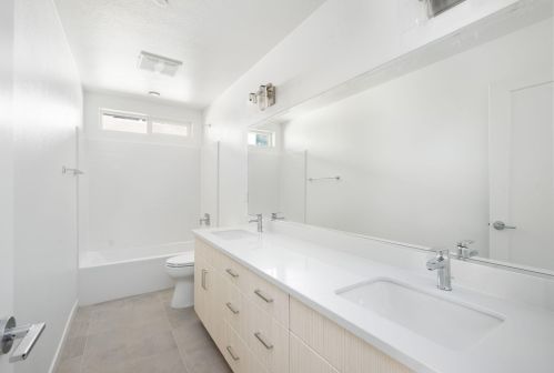 68220 Calle Azteca, Desert Hot Springs CA  92240-6412 exterior