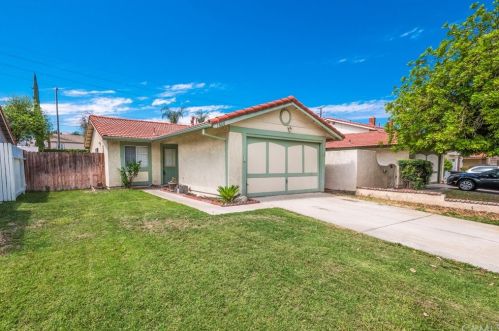 1860 Overland St, Colton CA  92324-6304 exterior