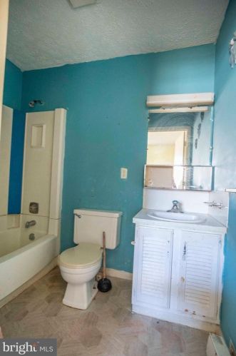 129 Bixlers Ferry Rd, Richmond National Battlefiel VA  22835-1803 exterior