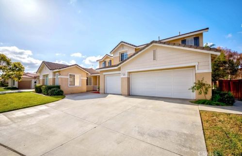 17673 Willow Dr, Riverside, CA 92503-7032