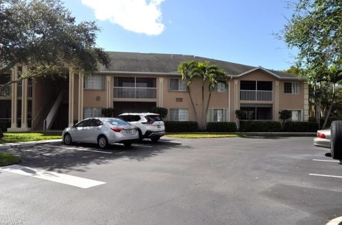 27087 Matheson Ave, Bonita Springs, FL 34135-5859