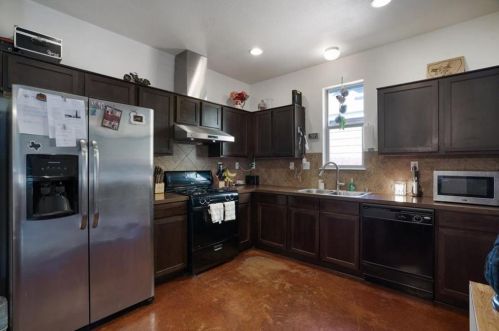 4514 Credo Ln, Austin TX 78725-2929 exterior