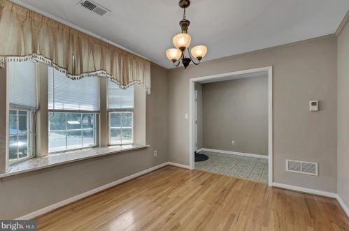3102 Sapphire Ct, Wilmington DE  19810-2241 exterior