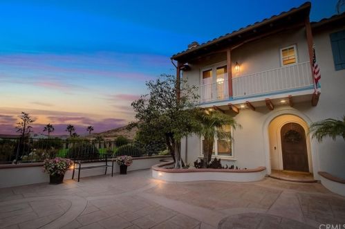 5391 Evening Sky Dr, Simi Valley CA  93063-5744 exterior