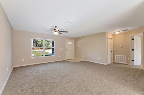 219 Malauka Loop, Ocklawaha, FL 32179-0064
