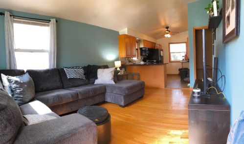241 Buron Ln, South Saint Paul, MN 55075-3201