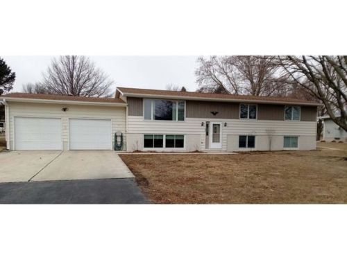 39 Circle Ter, Manly, IA 50456-5072