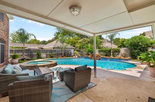 3919 Hanberry Ln, Pearland, TX 77584-9436