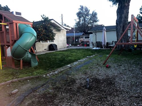 203 Locust Ave, Manteca CA  95337-5451 exterior