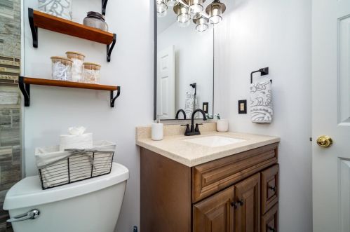 2739 Greystoke Dr, Xenia OH 45385-5720 exterior