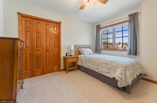 1306 16th Ave, Columbus MN  55025 exterior