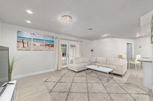 1310 25th Pl, Boynton Beach, FL 33426-7445