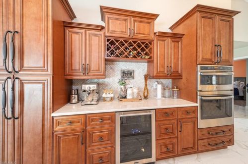 2134 19 Ave, Cape Coral FL  33990-4113 exterior