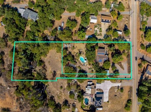 11212 Oak Creek Dr, Lakeside, CA 92040-1233