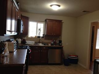 2997 Caronette Ln, Hanford CA  93230-1203 exterior