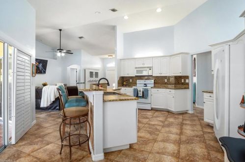 407 Prospect Ave, Lehigh Acres FL  33972-7842 exterior