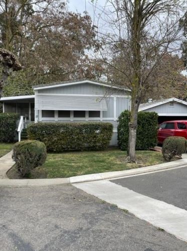 11 Summersky Way, Lodi CA  95242-9521 exterior