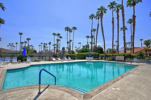 64 Sierra Madre Way, Rancho Mirage CA  92270-3933 exterior